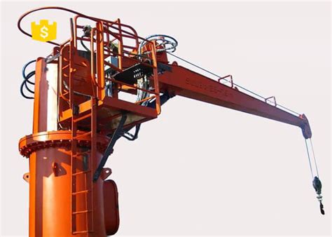 Robust Design Offshore Pedestal Crane 3T@9M Easy Operating High Efficiency