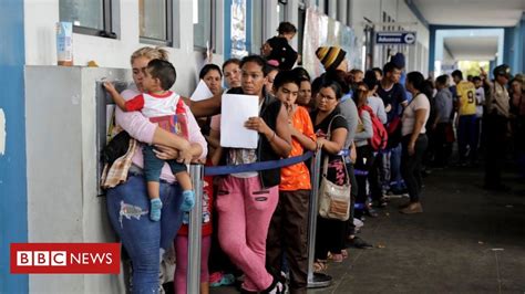 Venezuela crisis: Migrants dash to cross Peru border - BBC News | Venezuelan, Venezuela, Getting ...