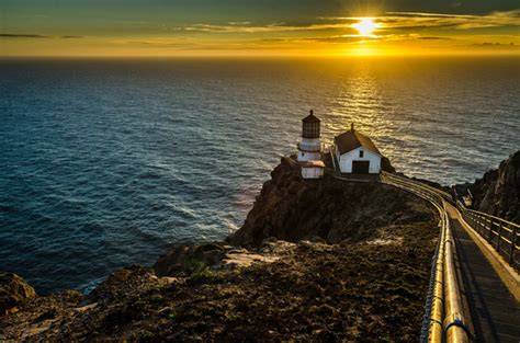 M&M Photography | Local Bay Area | Point Reyes lighthouse at sunset