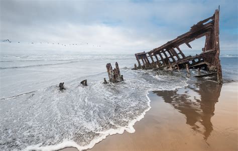 Peter Iredale Shipwreck - Peter Boehringer Photography