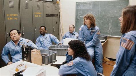 PHOTOS: Remembering the Space Shuttle Challenger Disaster
