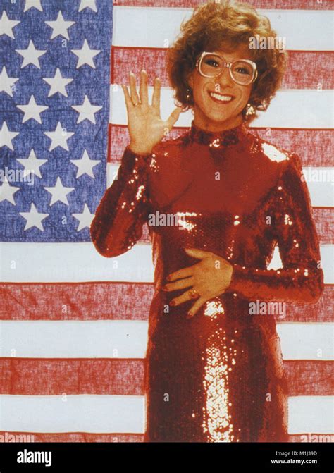 Dustin hoffman tootsie hi-res stock photography and images - Alamy