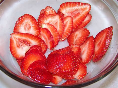 NannaSecond: Strawberries, Any Way You Slice Them