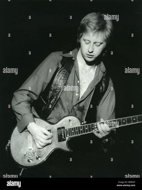 THE PRETENDERS - UK rock group with James Honeyman-Scott on lead guitar about 1982. Photo Paul ...