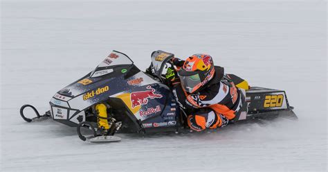 Top snowmobile racers to tackle ice-covered oval at Luxemburg Speedway