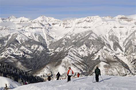 Ski Resorts in Colorado That Have Extended Ski Seasons
