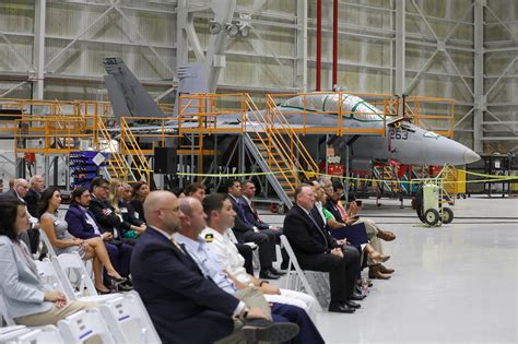 Boeing San Antonio Welcomes Navy Fighter Jets to its Port SA Hangar