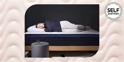 Helix Midnight Luxe Mattress Review 2022: The Best Memory Foam Bed for Side Sleepers | SELF