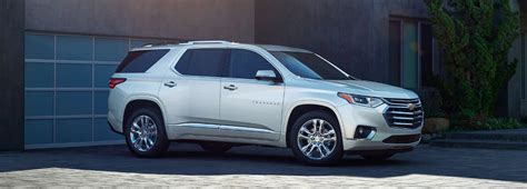 Chevy Traverse vs GMC Acadia | Mike Anderson Chevrolet