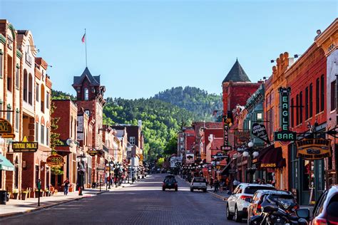 Your Guide to a Mount Rushmore Road Trip | Trusted Since 1922