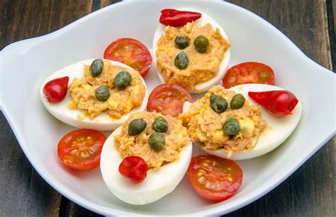 Huevos rellenos: receta rápida y fácil - Comedera - Recetas, tips y consejos para comer mejor.