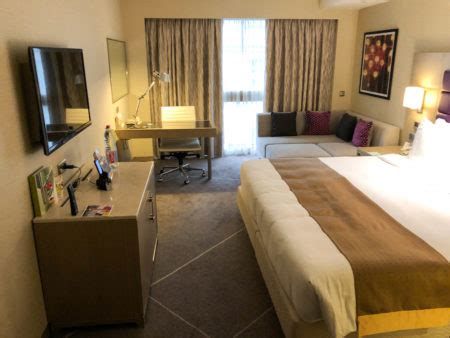 Review: Holiday Inn Golden Mile Hong Kong - InsideFlyer UK