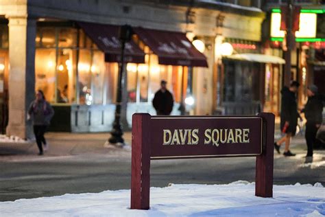 Getting to Know Your Neighborhood: Davis Square | BU Today | Boston University