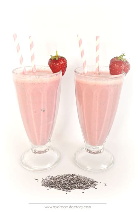 Strawberrylicious superfood smoothie with chia seeds