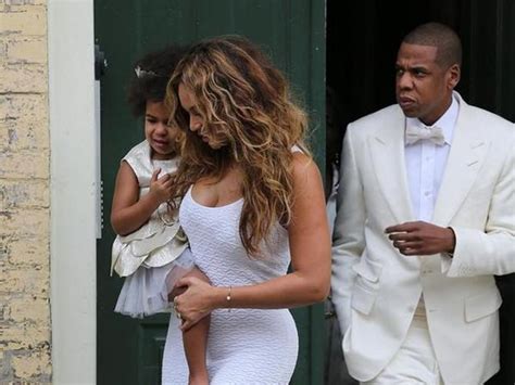 Beyonce and Jay-Z Are Picture of Bliss at Family Wedding