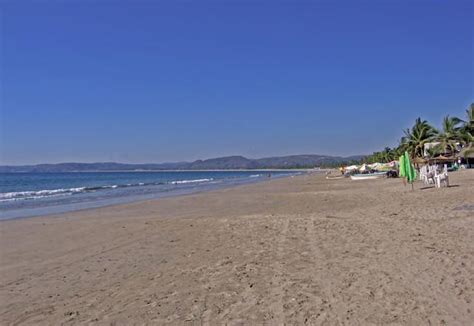 Wide open beach at Melaque, Mexico! Michoacan, Getting Up Early, Take A Shower, Beautiful ...