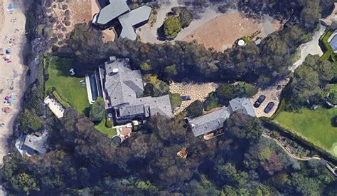 Celebrity Homes In Malibu: This Neighborhood Is Chock Full