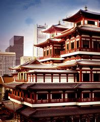 The Buddha Tooth Relic Temple – Largest temple in the hear… | Flickr