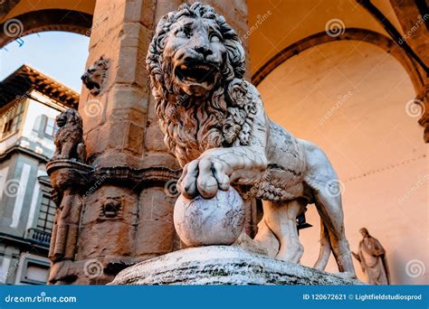 Beautiful Statue of Lion at Famous Loggia Dei Lanzi Stock Image - Image of ancient, travel ...