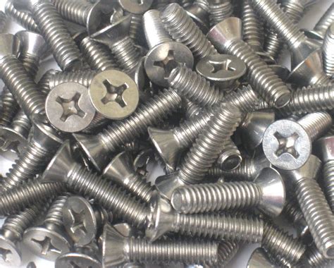 SS Machine Screws