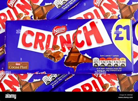 Nestle Crunch Milk Chocolate Bar Stock Photo - Alamy