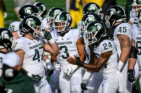 Michigan State Football: Top 3 All-Big Ten candidates on defense for 2021