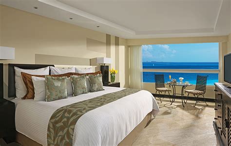 Dreams Sands Cancun Resort & Spa All-Inclusive Resort