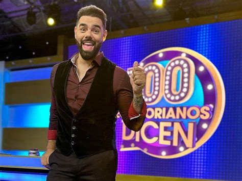 The "100 Ecuadorians Say" show premieres, where you can win up to $1500 by answering questions ...