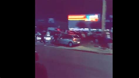 VIDEO - Bordeaux : un conducteur perd le contrôle de son véhicule au cours d'un "run" sauvage et ...