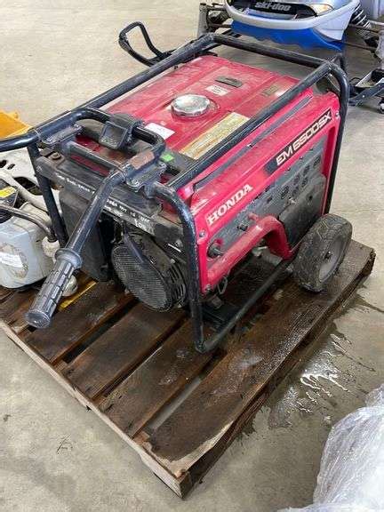 Honda EM6500SX Generator - Yorkton Auction Centre