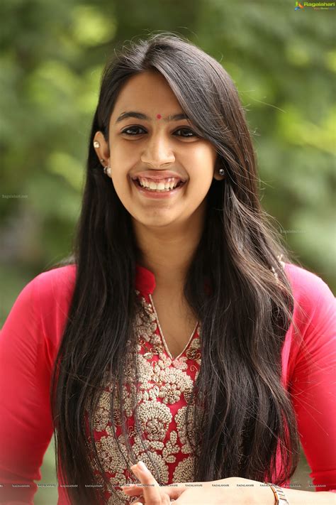 Niharika Konidela (HD) Image 20 | Telugu Actress Posters,Images, Photos, Pictures, HD Wallpapers