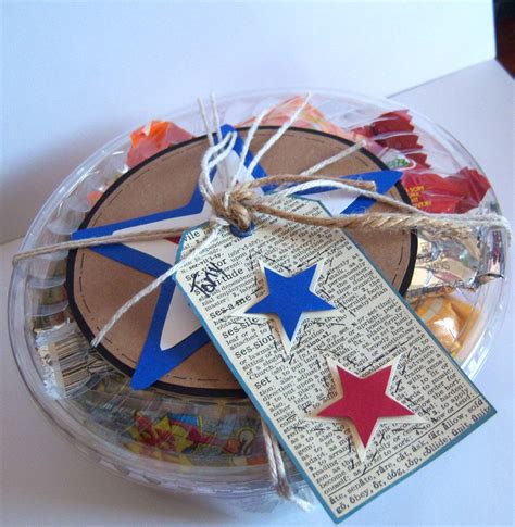 Shoregirl's Creations: Patriotic Gift and Tag