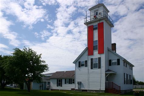 Cheboygan River Front Range Lighthouse helped bolster local shipping ...