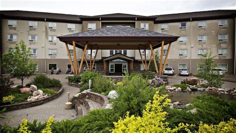 Gold Eagle Lodge in North Battleford | Get Low 2020 Rates on Expedia