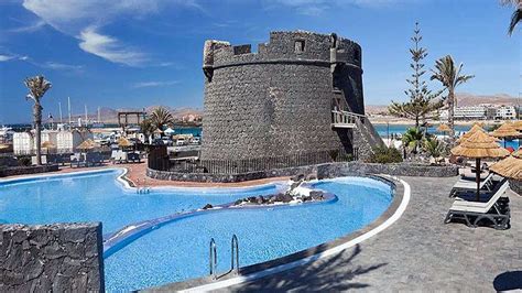 Barcelo Castillo Beach Resort (Caleta De Fuste) | Broadway Travel