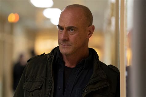 'Law & Order: SVU' Longtime Fan Favorite Is Coming to Help Stabler In ...