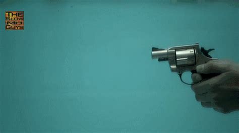 shot :: slow motion :: gun :: gif (gif animation, animated pictures) / funny pictures & best ...