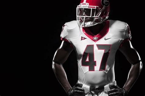 Georgia releases new secondary logo, uniform tweaks - Footballscoop