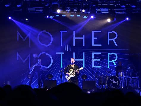 Mother Mother | Mother, Concert, Singer