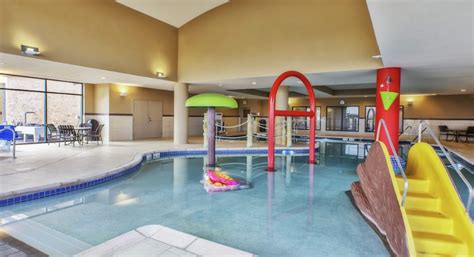 STAYCATION IN MADISON, WI: FAMILY-FRIENDLY HOTELS WITH A POOL