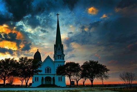 Church at sunset | Photography Likes | Pinterest