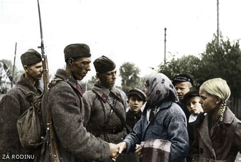 Soviet soldiers - Eastern Front ww2 | Recolored using Photos… | Flickr