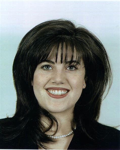 'Impeachment: American Crime Story' Teases Monica Lewinsky's White House Arrival (PHOTO)