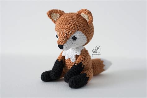 CROCHET PATTERN Lucy the Fox Crochet Amigurumi Stuffed Sitting - Etsy Canada