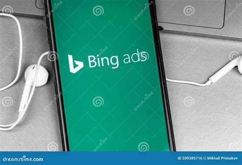 Bing Ads App Logo on Screen Smartphone Editorial Photo - Image of smartphone, search: 209385716