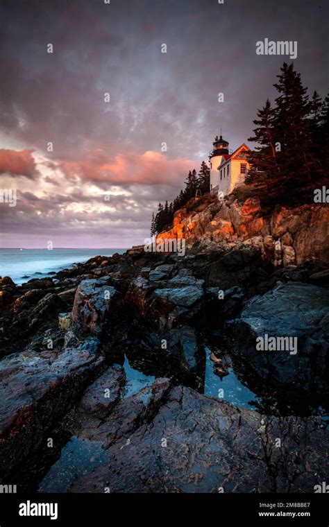 Low tide at bass head lighthouse acadia national park maine hi-res ...