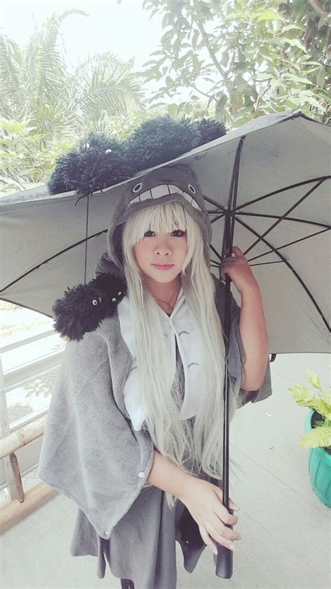 Totoro cosplay #totoro | Cosplay, Riding helmets, Totoro