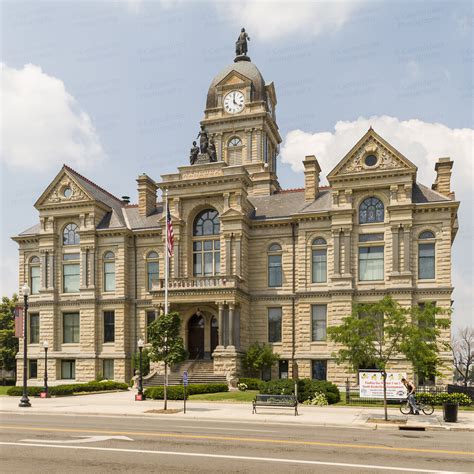 Hancock County Courthouse (Findlay, Ohio) | Stock Images | Photos