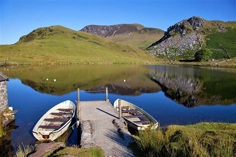 20 Top-Rated Tourist Attractions in Wales | PlanetWare