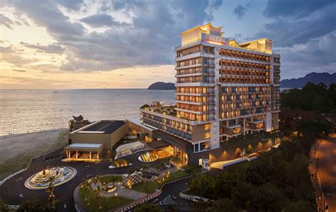 PARKROYAL Langkawi Resort Officially Debuts on the pristine Pantai ...